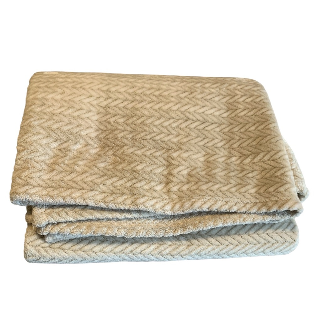 Elle Decor Cream Herringbone velvet throw Blanket soft